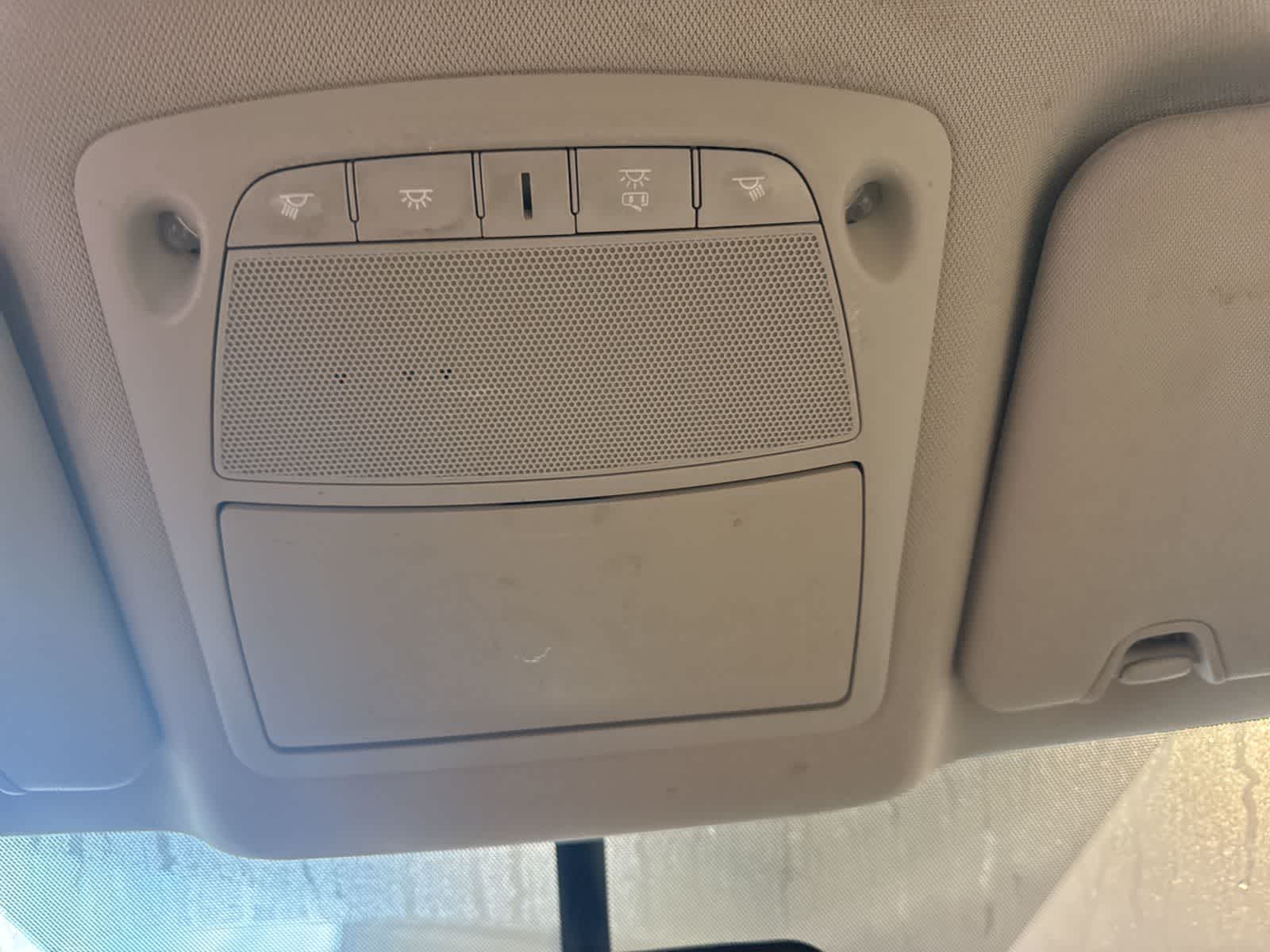 Thumbnail: 2015 Nissan Rogue - 27