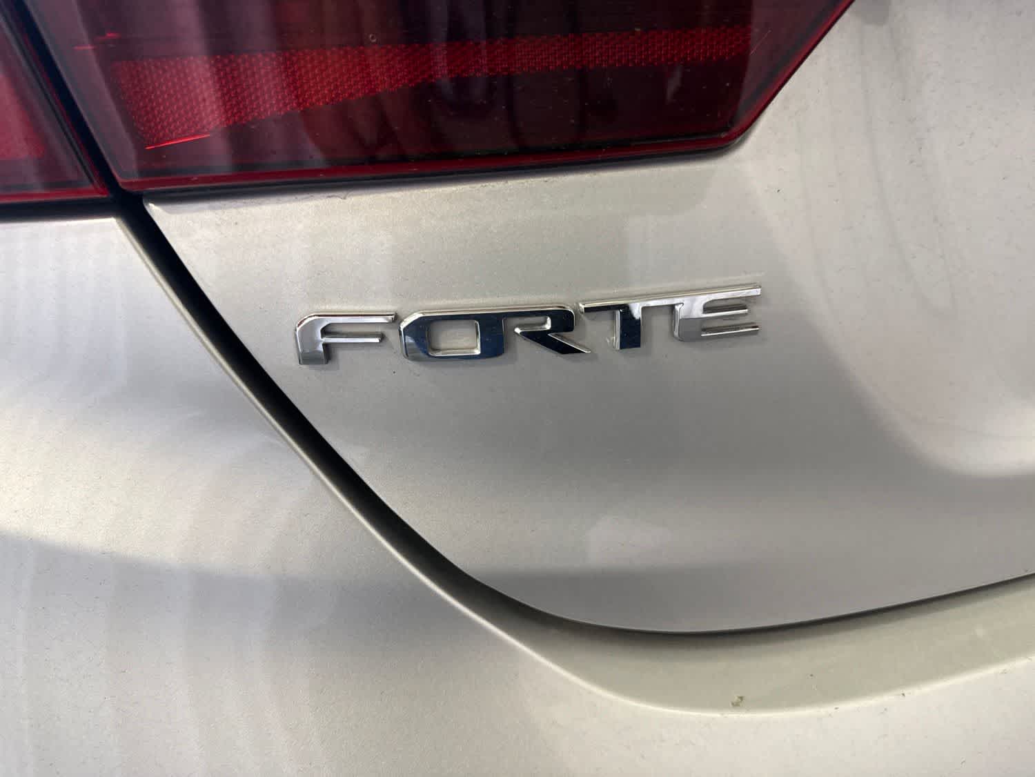 Thumbnail: 2019 Kia Forte - 10