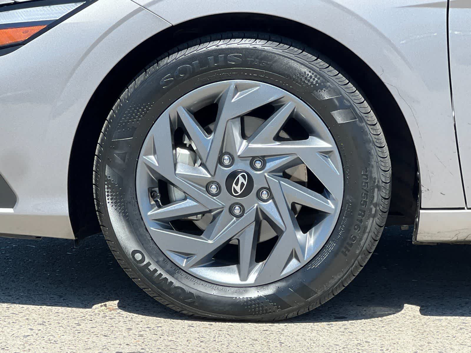 Thumbnail: 2024 Hyundai Elantra - 27