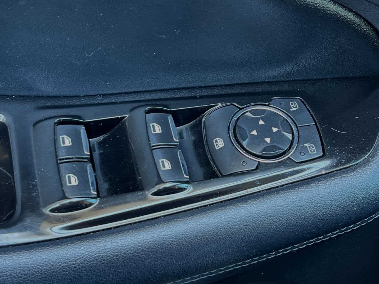 2017 Ford Edge SEL 13