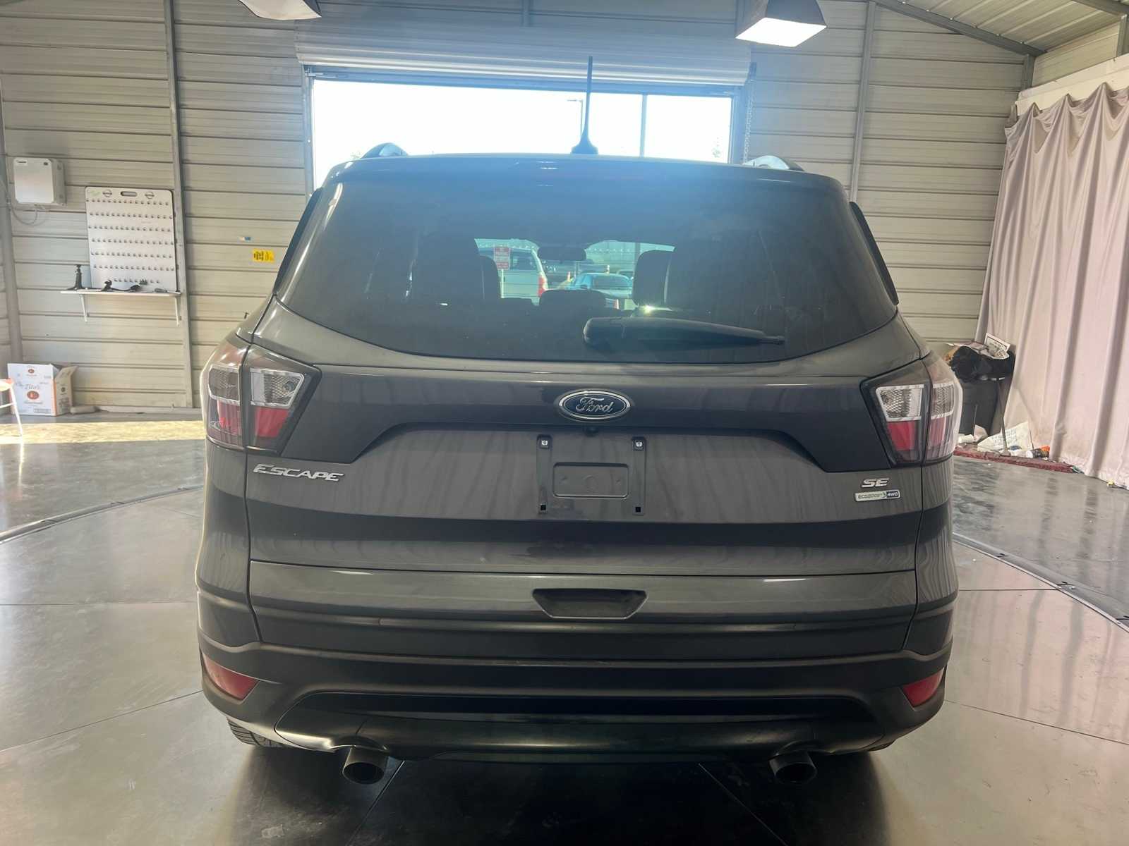 Thumbnail: 2018 Ford Escape - 6