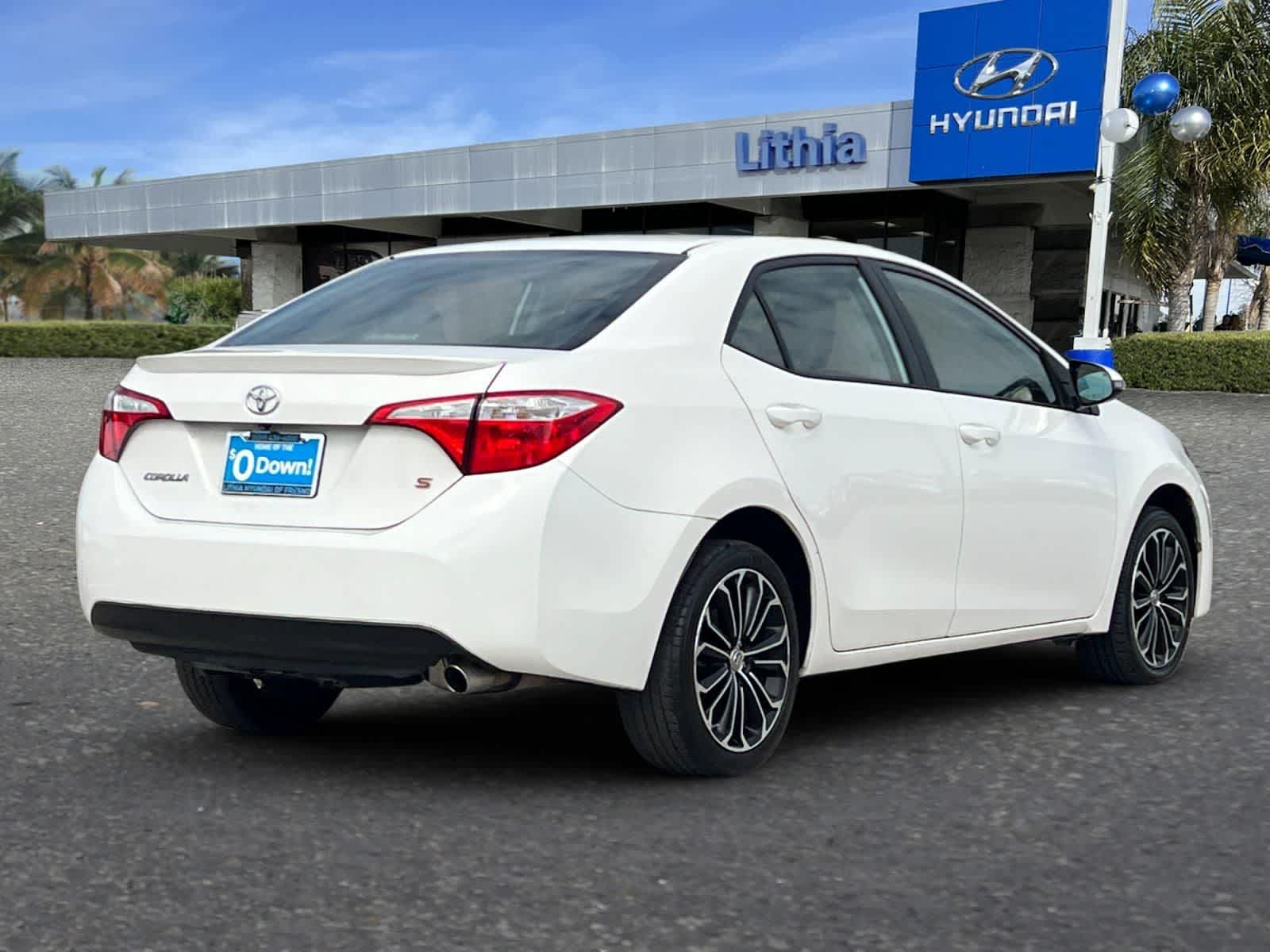 Thumbnail: 2016 Toyota Corolla - 3