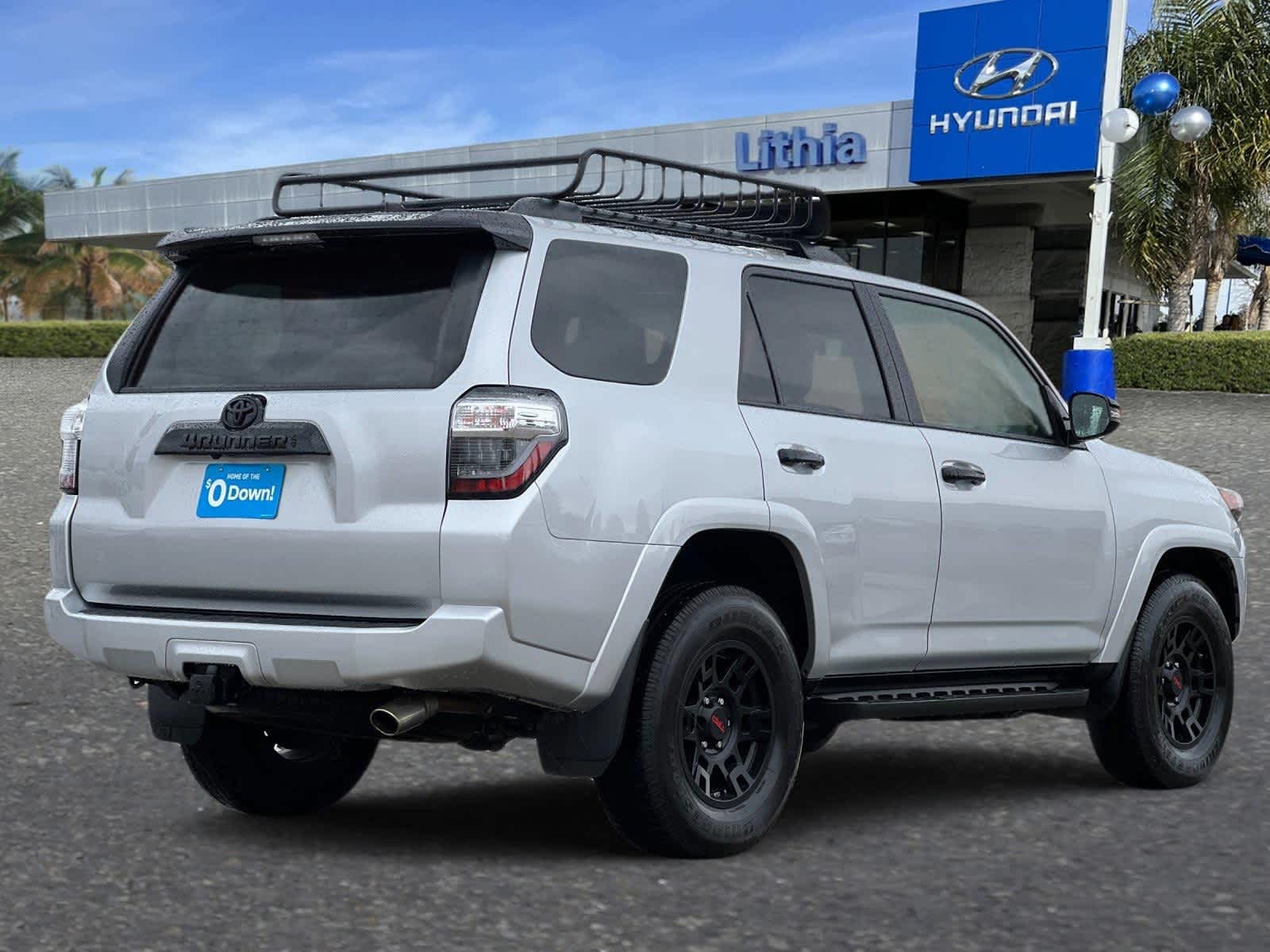 Thumbnail: 2021 Toyota 4Runner - 3