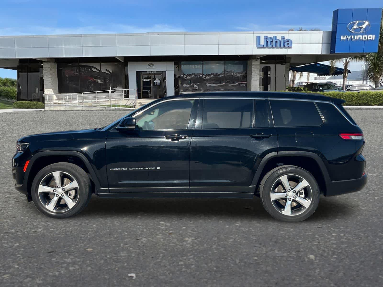 Thumbnail: 2022 Jeep Grand Cherokee L - 5
