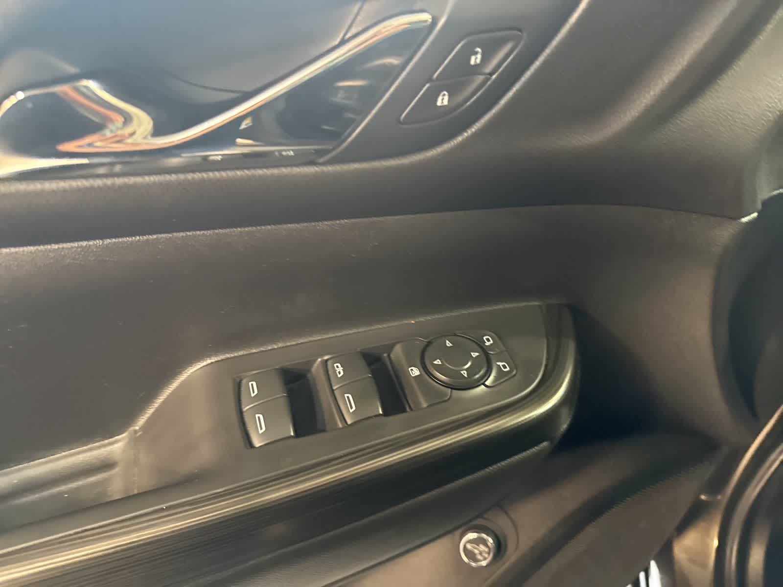 Thumbnail: 2019 GMC Acadia - 19