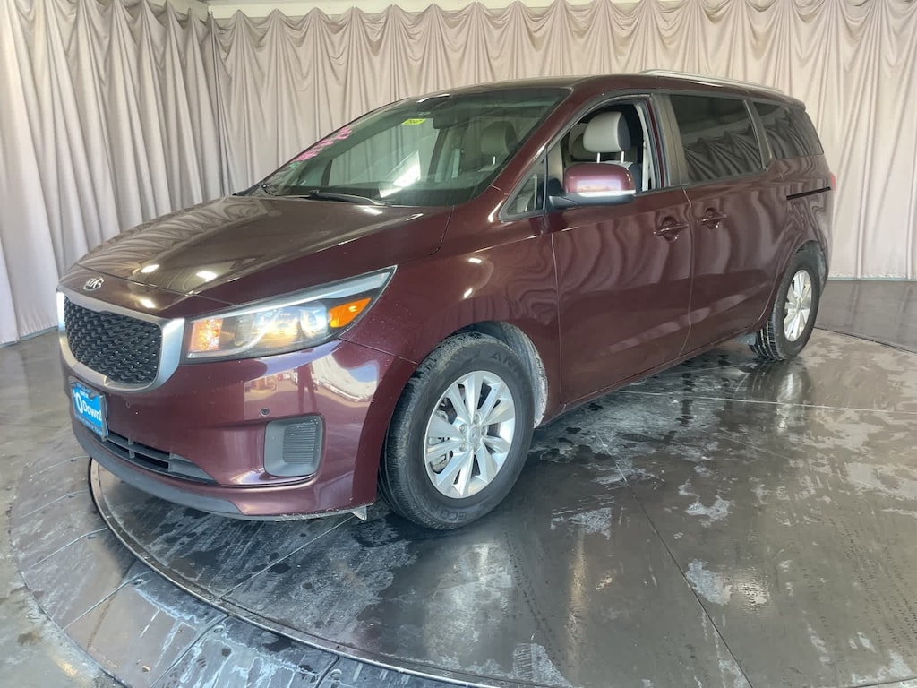 Used 2017 Kia Sedona LX Van Passenger Van