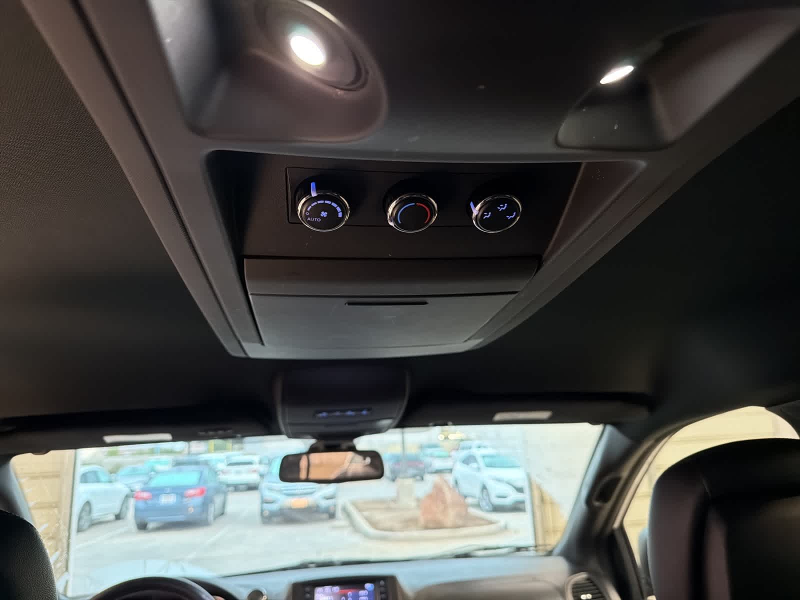 Thumbnail: 2019 Dodge Grand Caravan - 30