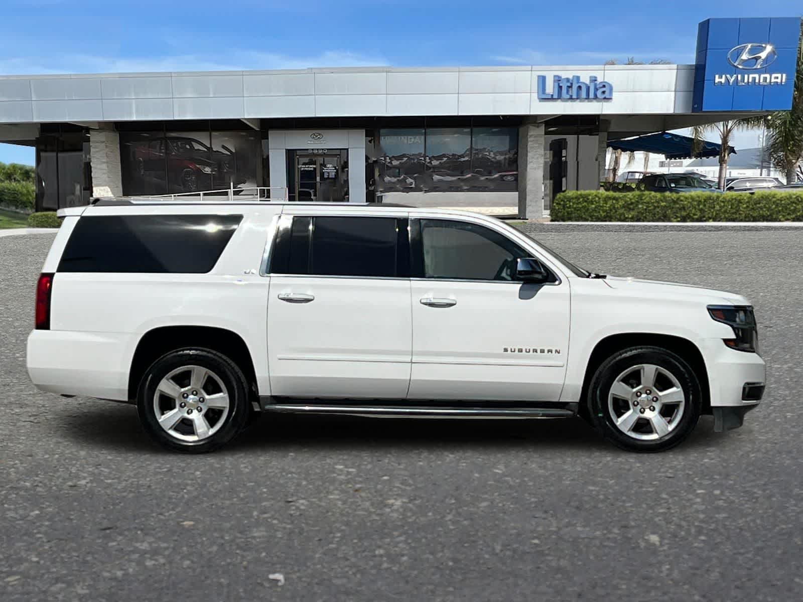 Thumbnail: 2015 Chevrolet Suburban - 9
