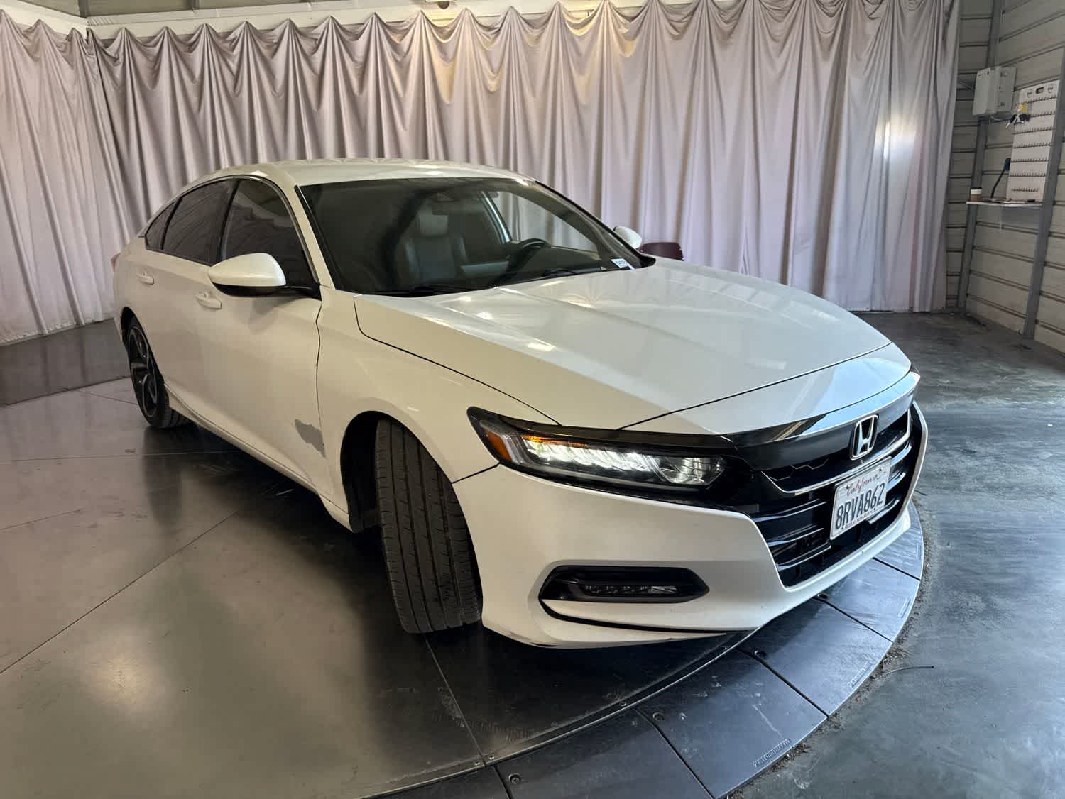2020 Honda Accord Sport 1.5T photo 2