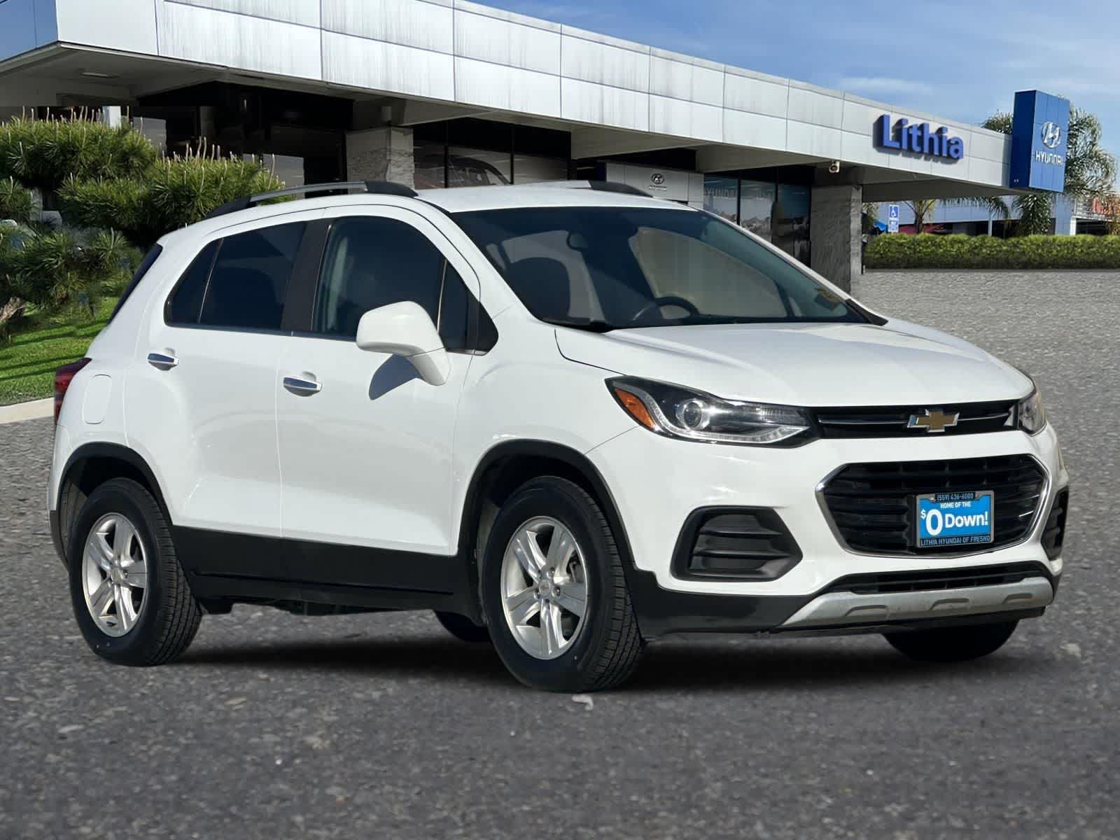 Thumbnail: 2018 Chevrolet Trax - 10
