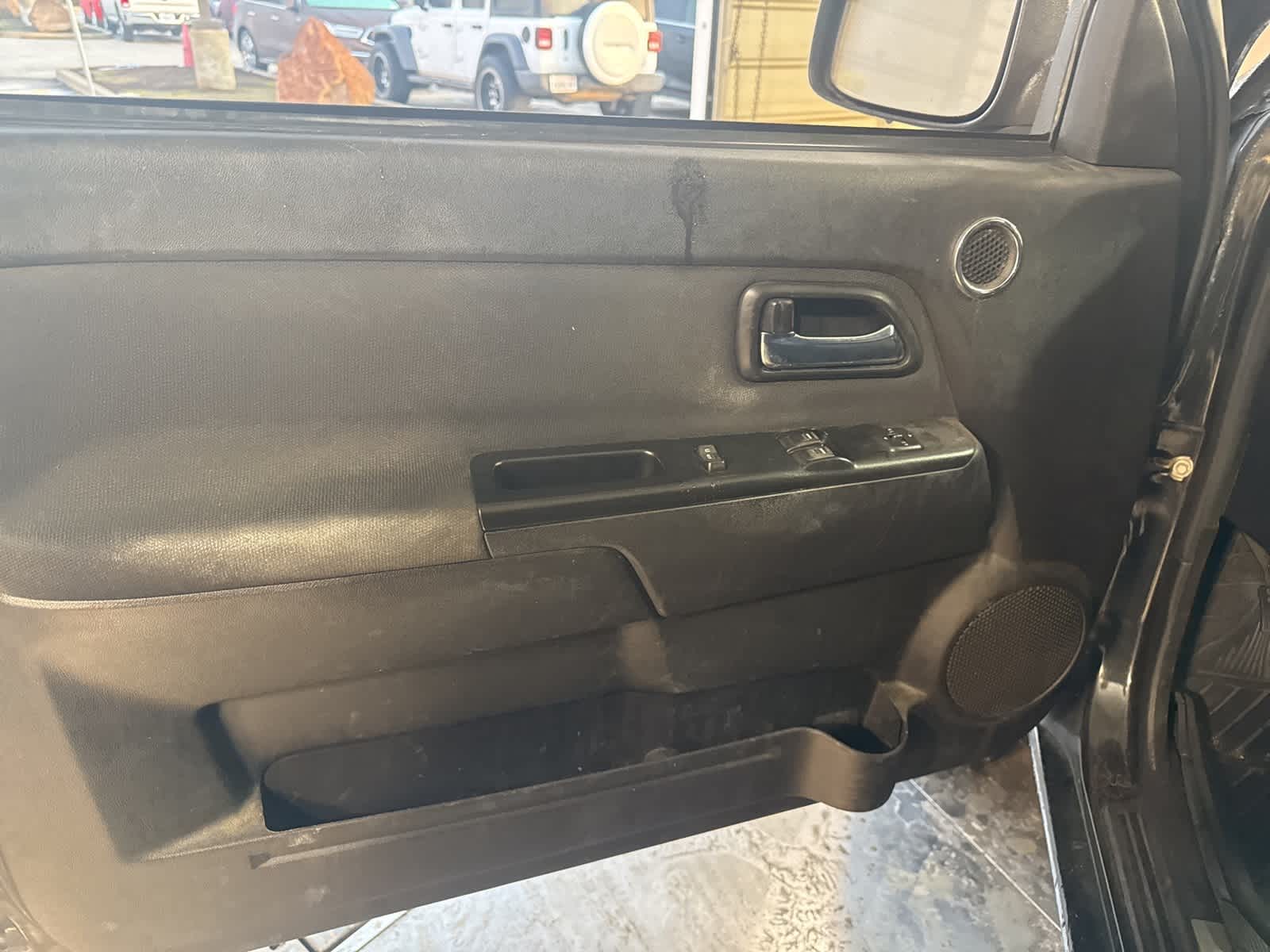 Thumbnail: 2008 Chevrolet Colorado - 18