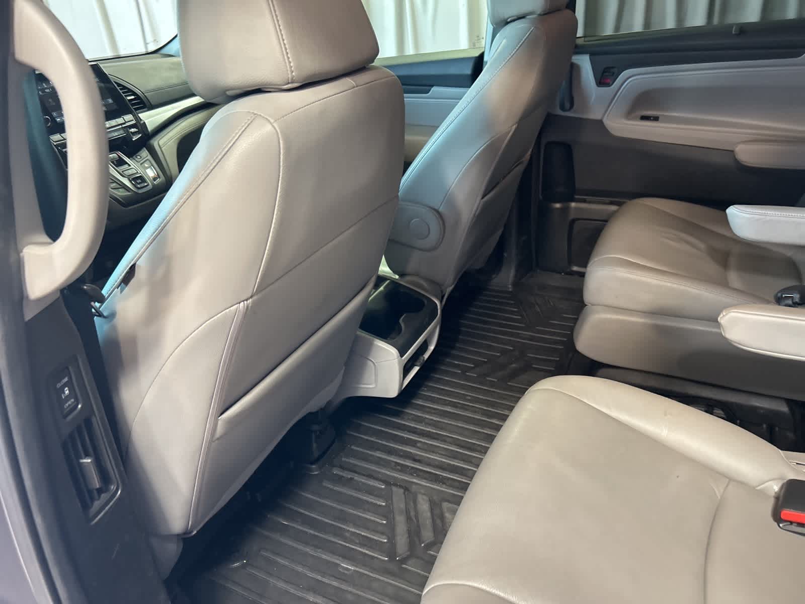 Thumbnail: 2020 Honda Odyssey - 18