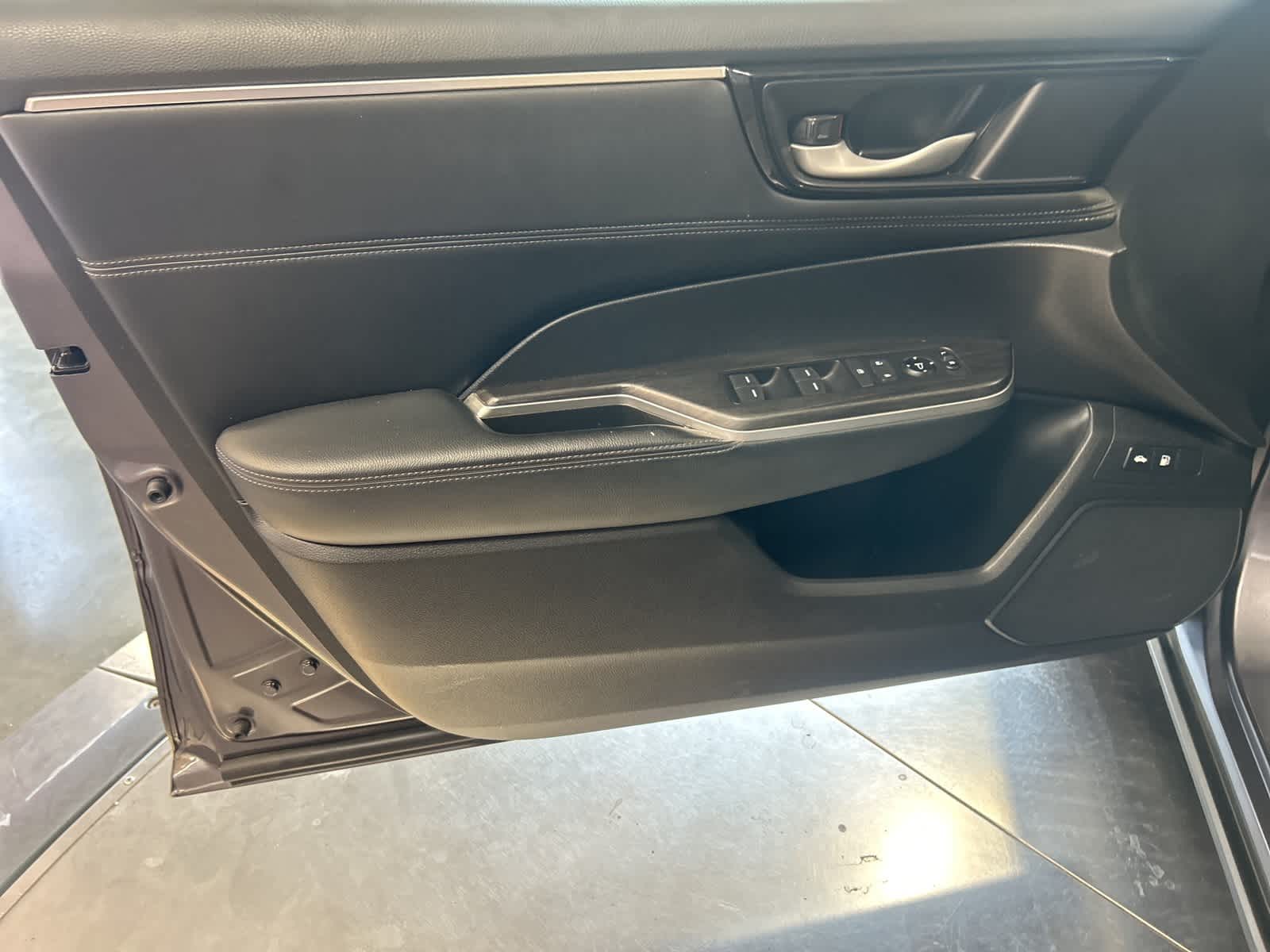 Thumbnail: 2018 Honda Clarity - 24