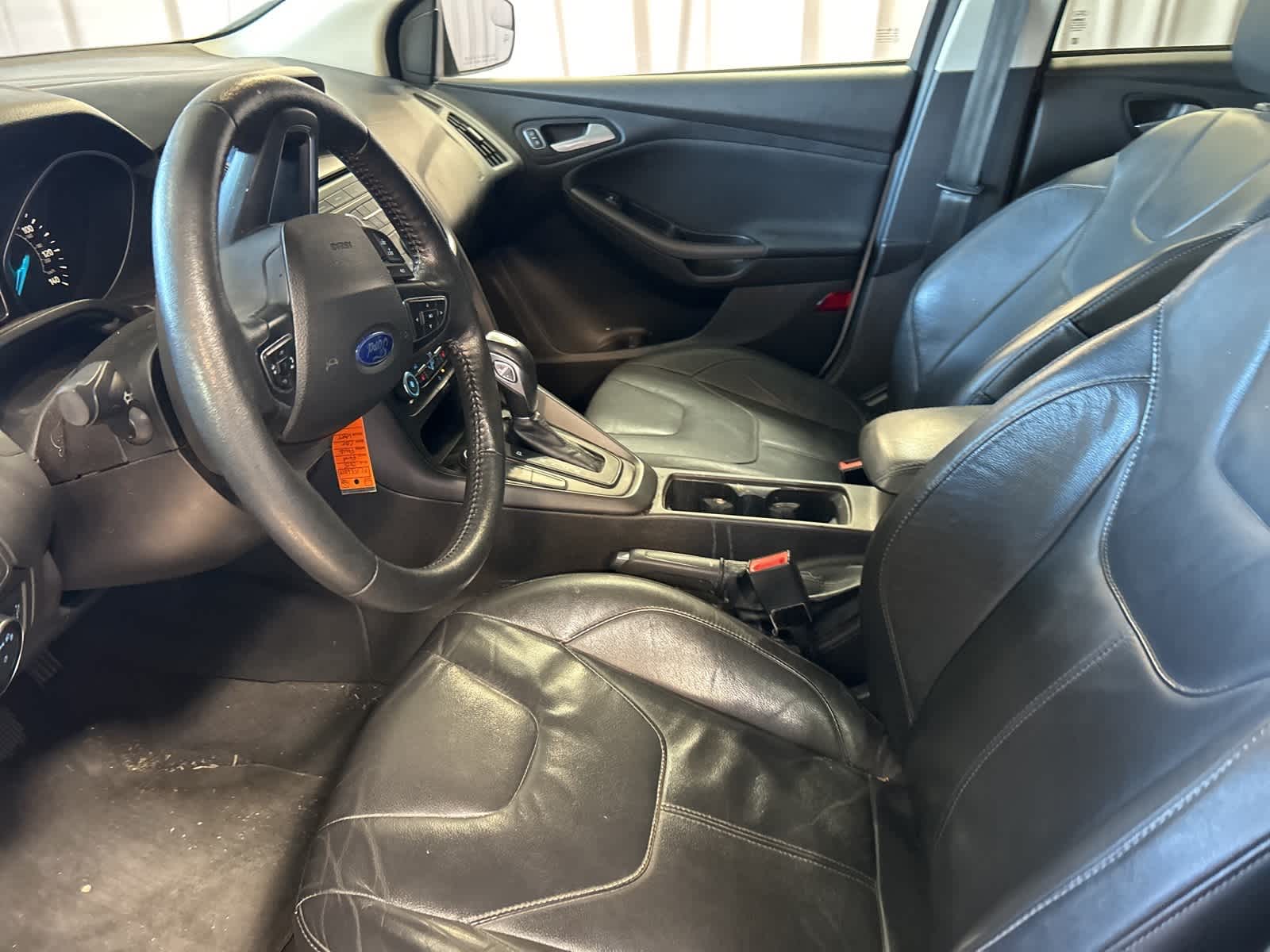 Thumbnail: 2015 Ford Focus - 25