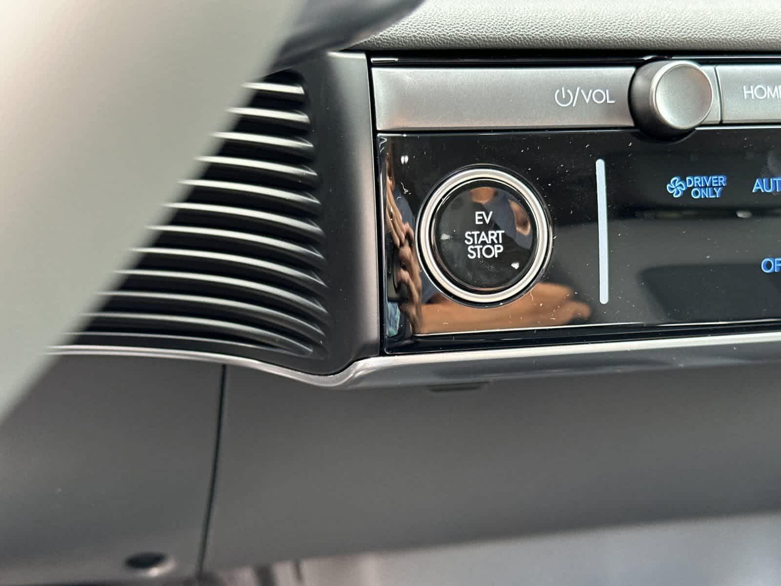 Thumbnail: 2026 Hyundai Ioniq 5 - 22