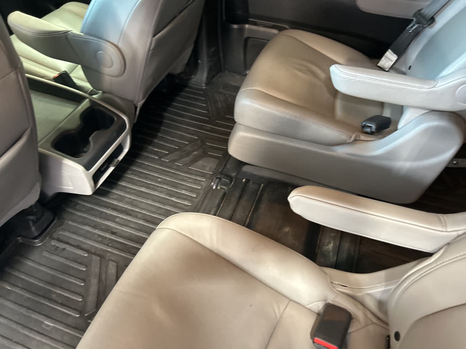Thumbnail: 2020 Honda Odyssey - 20