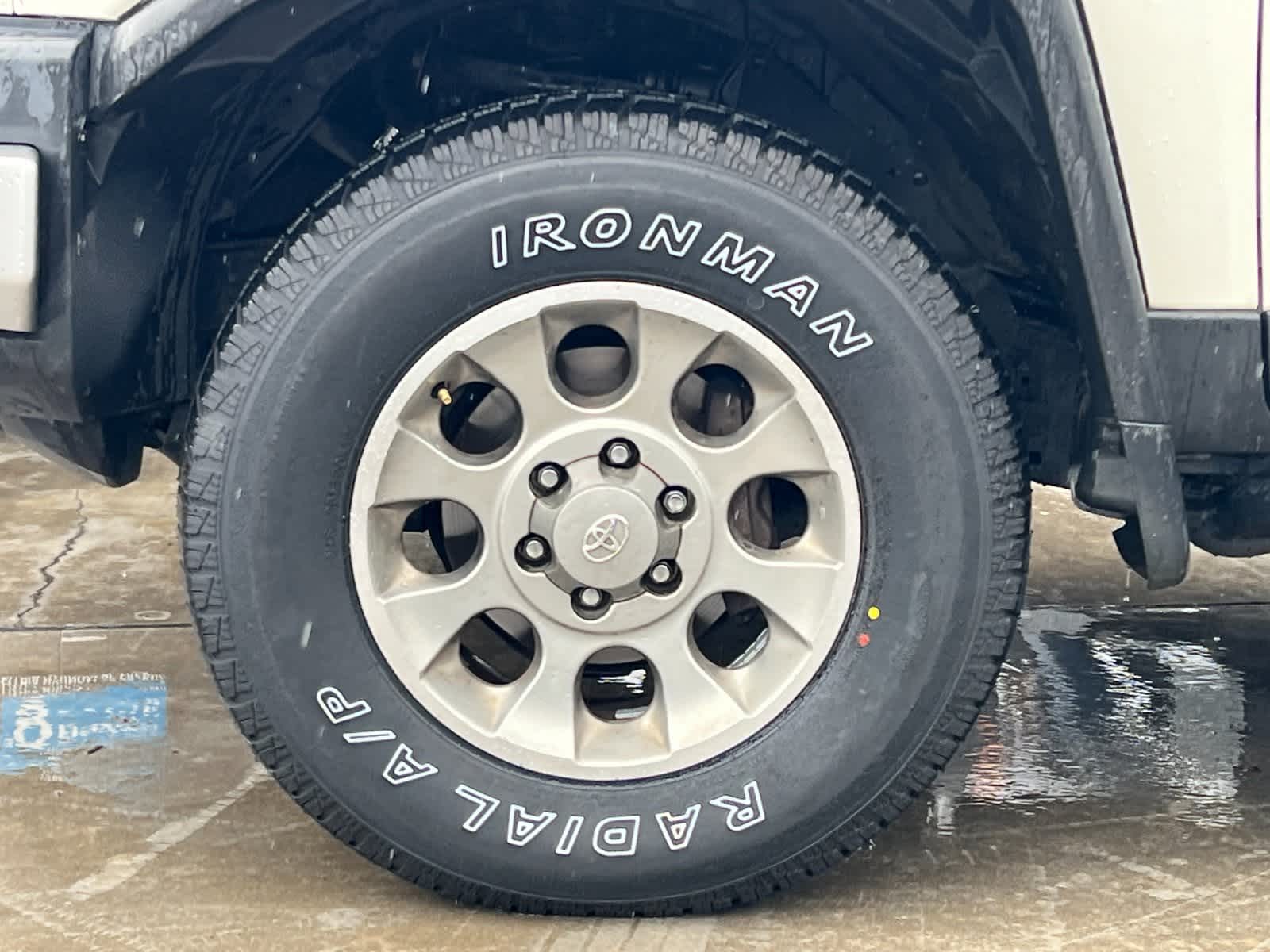 Thumbnail: 2013 Toyota FJ Cruiser - 25