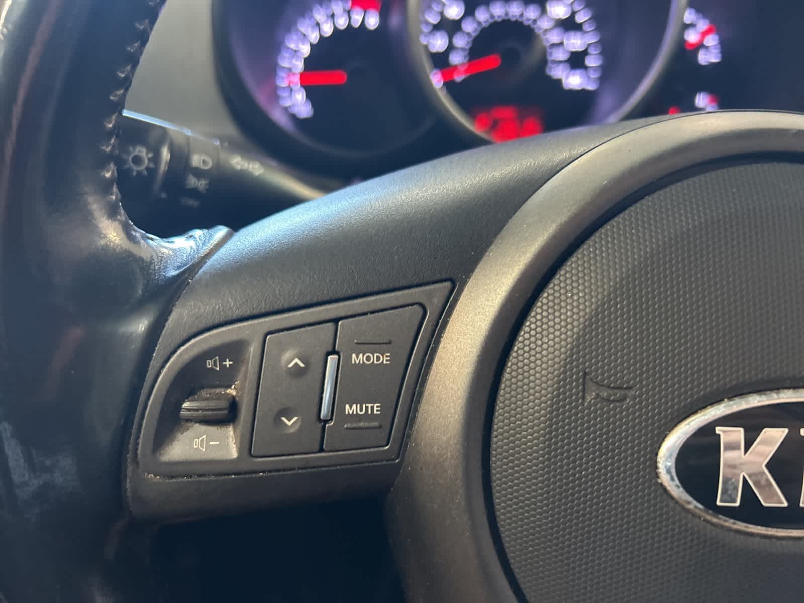 Thumbnail: 2013 Kia Soul - 29