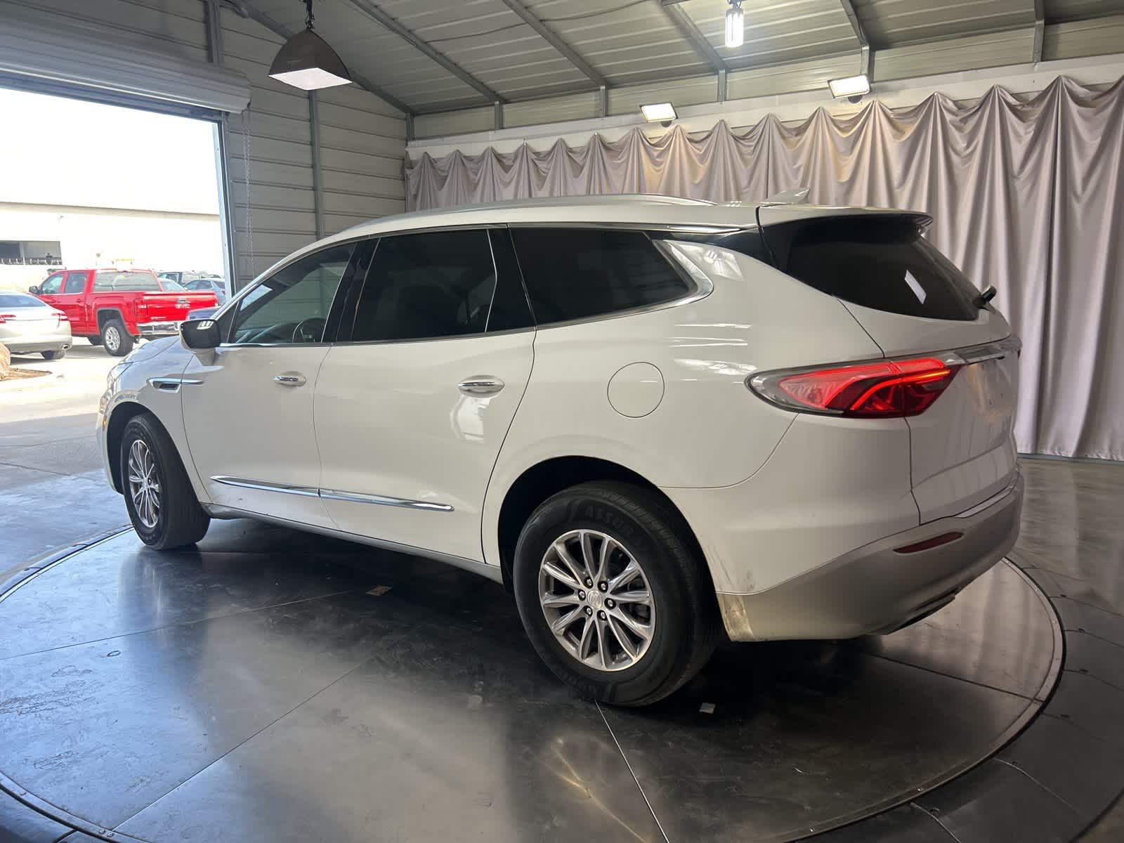 Thumbnail: 2022 Buick Enclave - 11