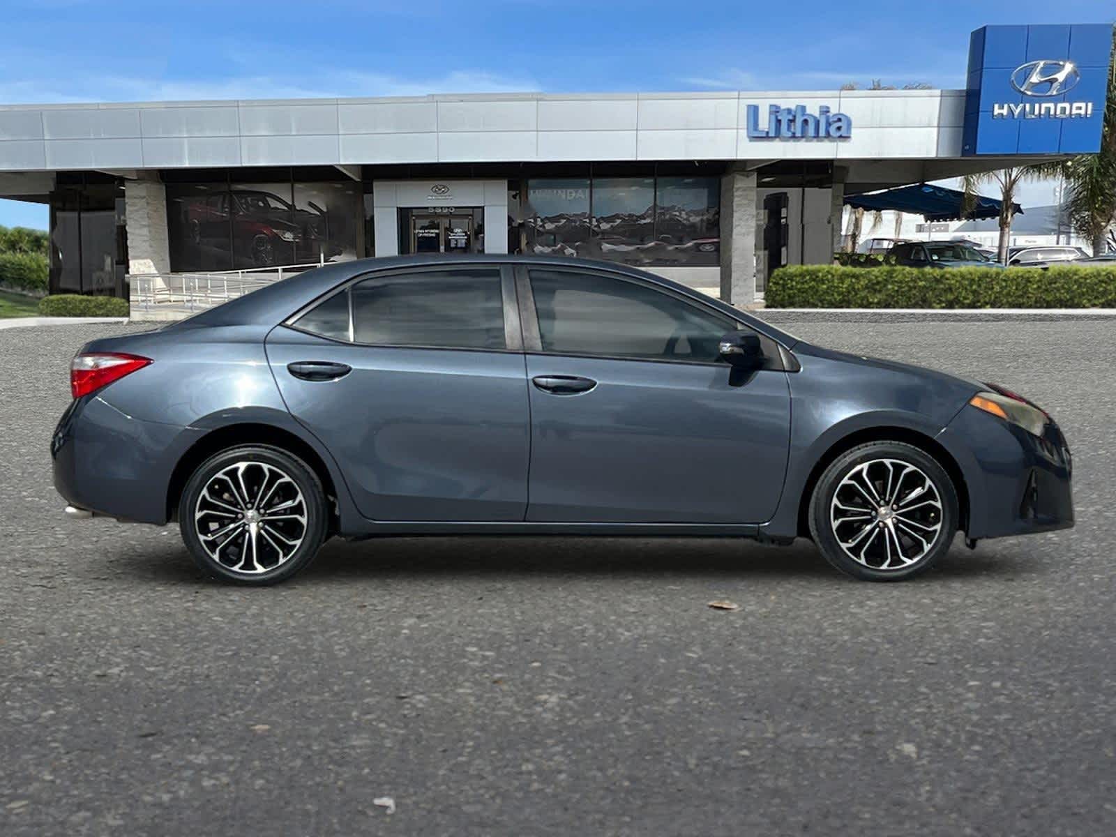Thumbnail: 2014 Toyota Corolla - 9