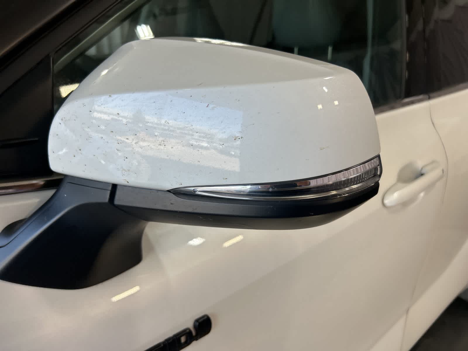 Thumbnail: 2021 Toyota Highlander - 17