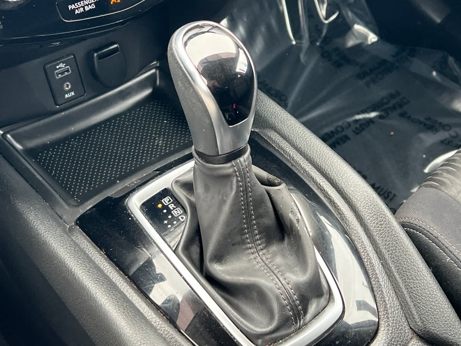 Thumbnail: 2017 Nissan Rogue - 21