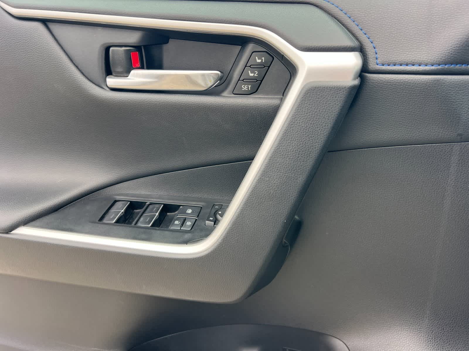 Thumbnail: 2024 Toyota RAV4 - 12