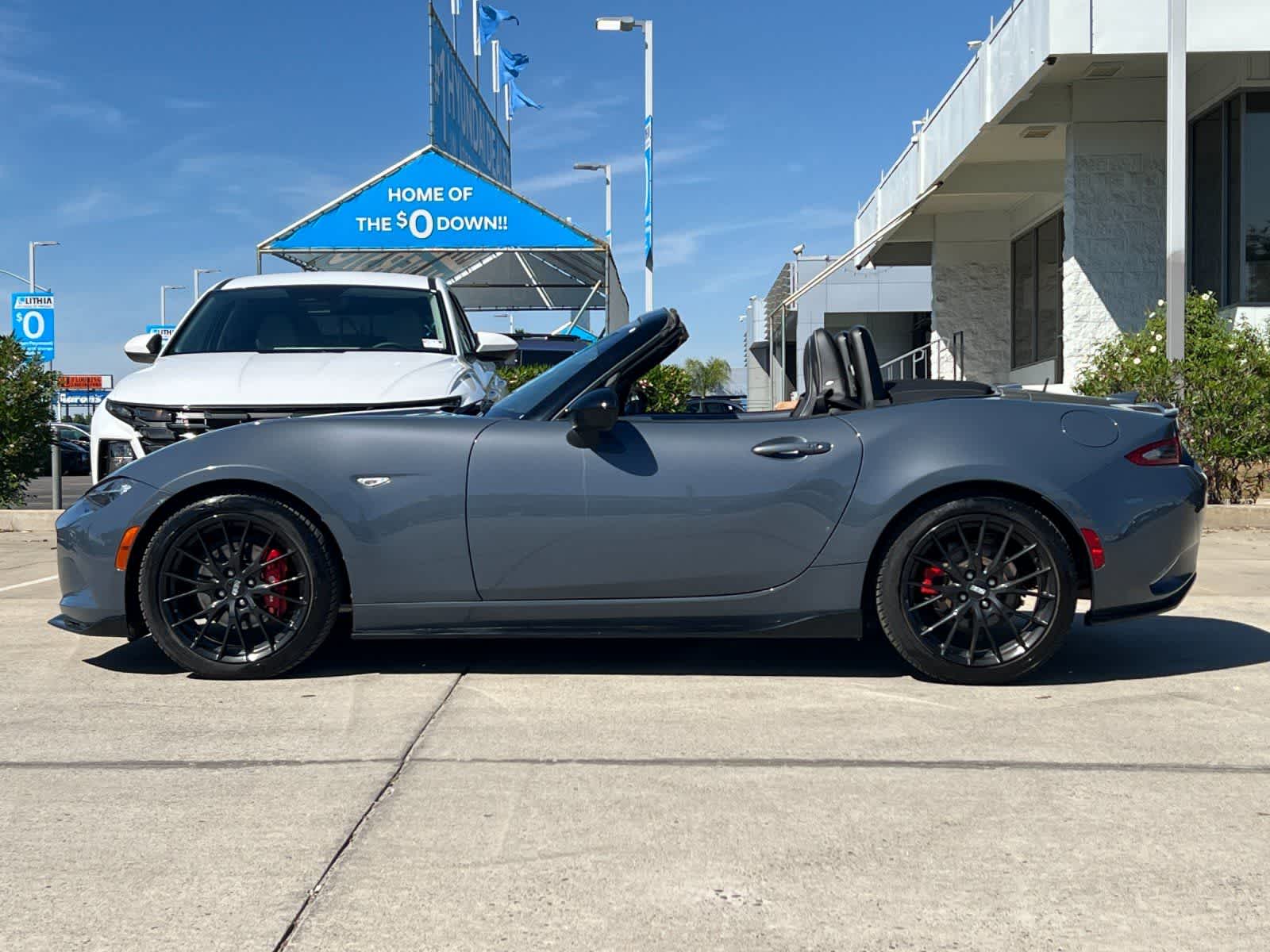 Thumbnail: 2021 Mazda MX-5 Miata - 6
