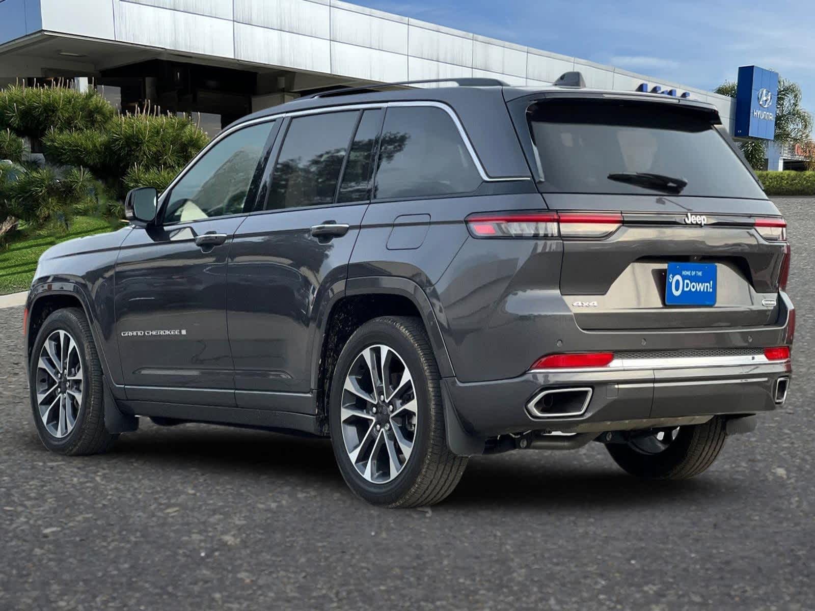 Thumbnail: 2024 Jeep Grand Cherokee - 5