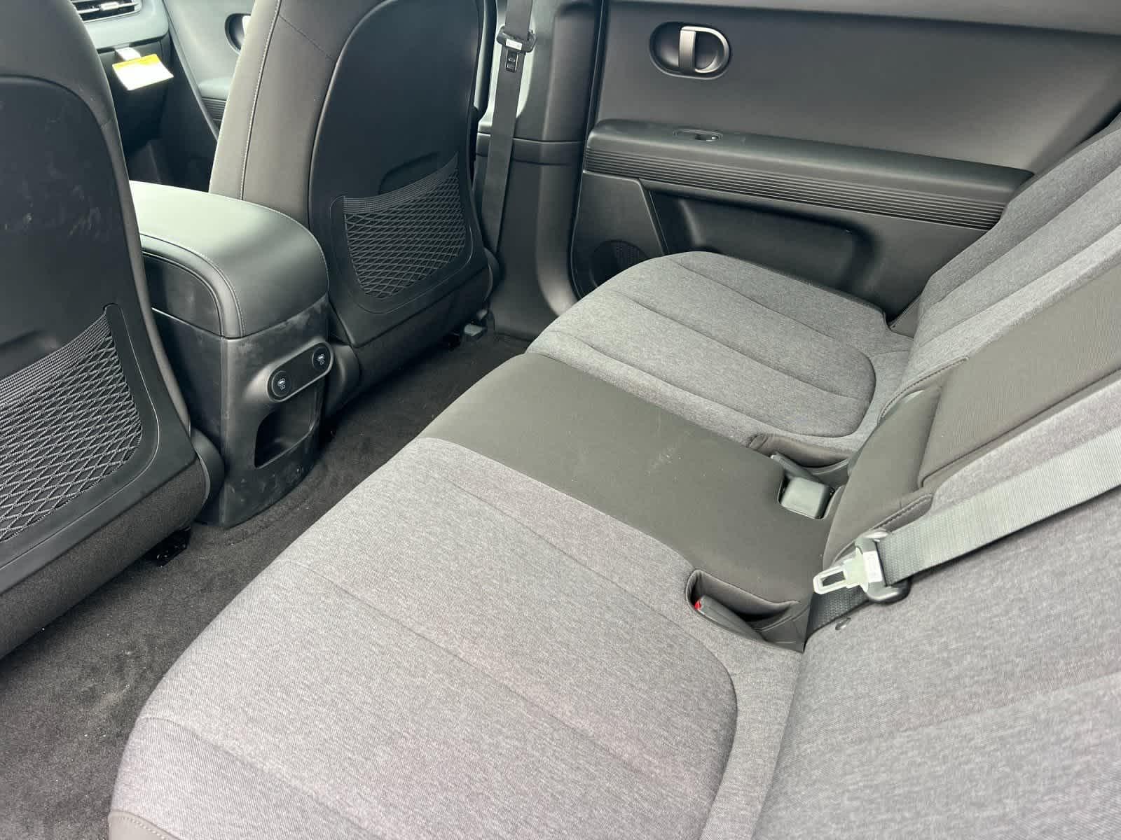 Thumbnail: 2026 Hyundai Ioniq 5 - 4