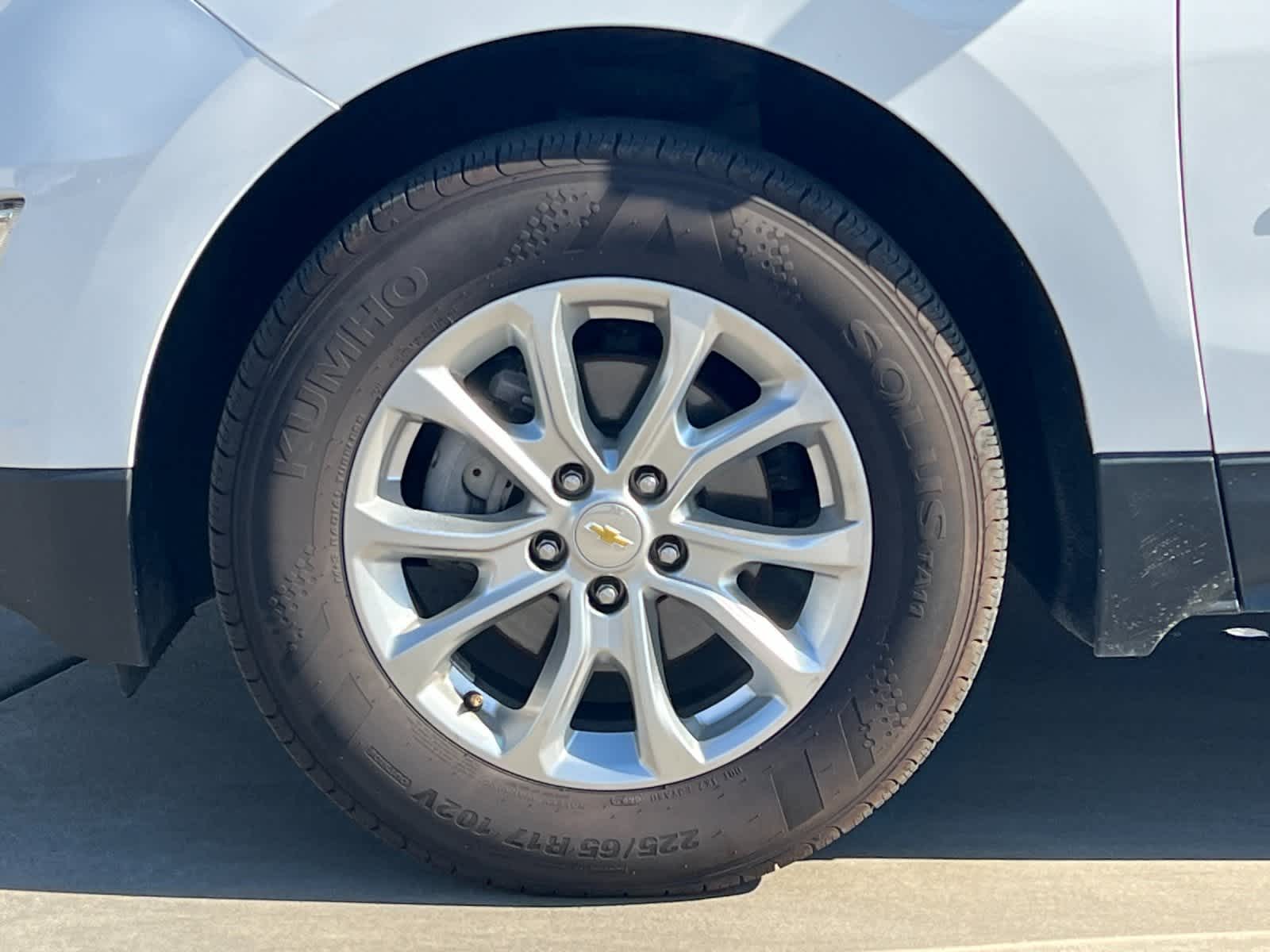 Thumbnail: 2020 Chevrolet Equinox - 26