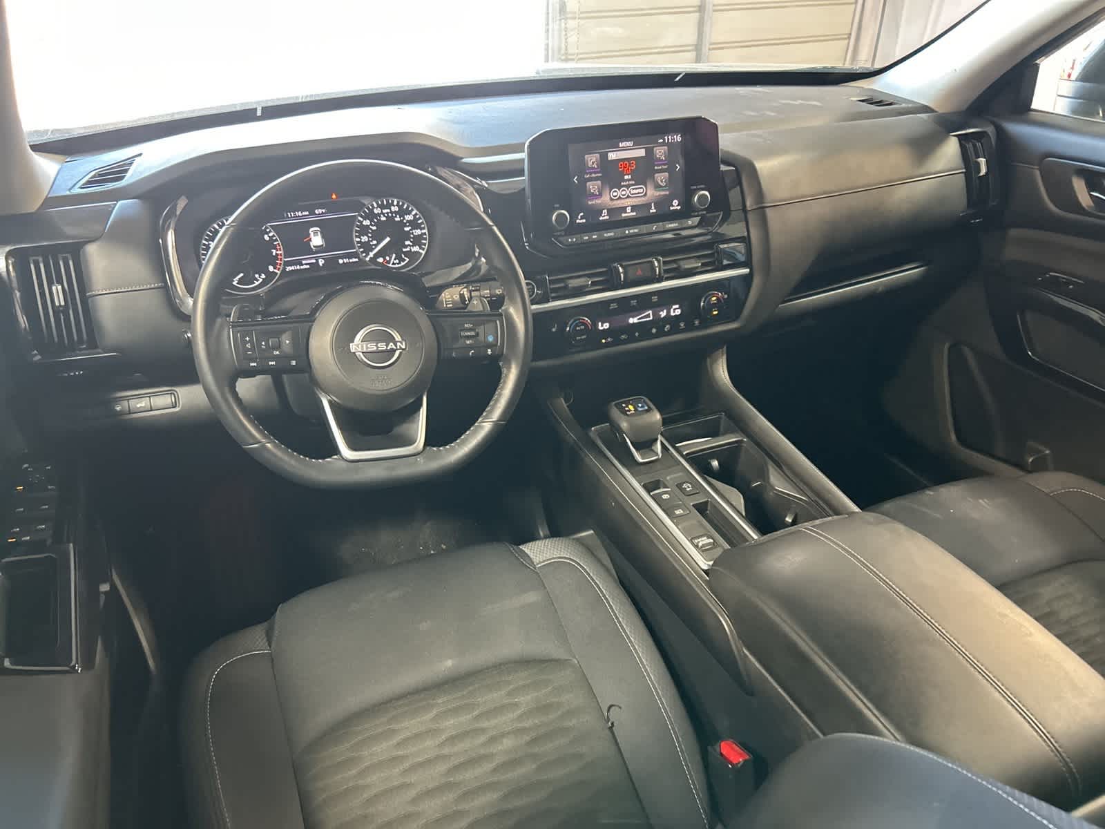 Thumbnail: 2022 Nissan Pathfinder - 23