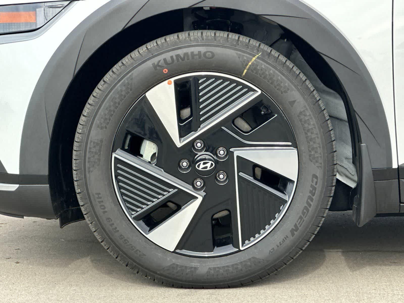 Thumbnail: 2026 Hyundai Ioniq 5 - 26