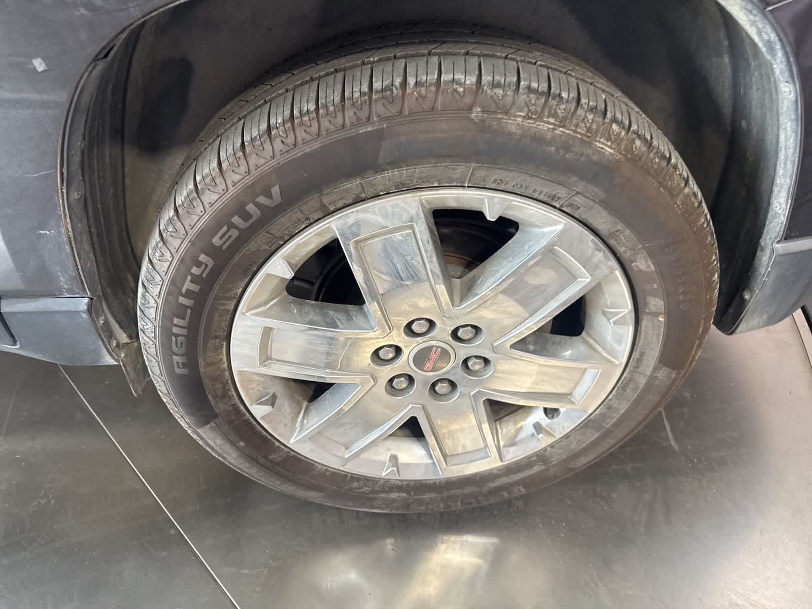 Thumbnail: 2017 GMC Acadia - 10