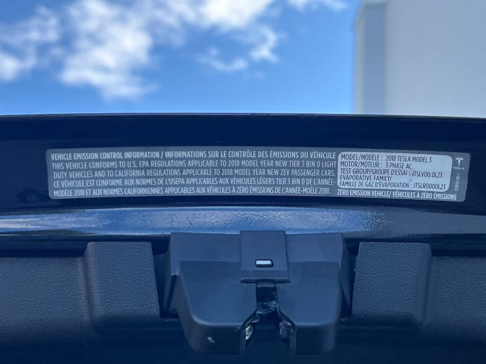 Thumbnail: 2018 Tesla Model 3 - 27