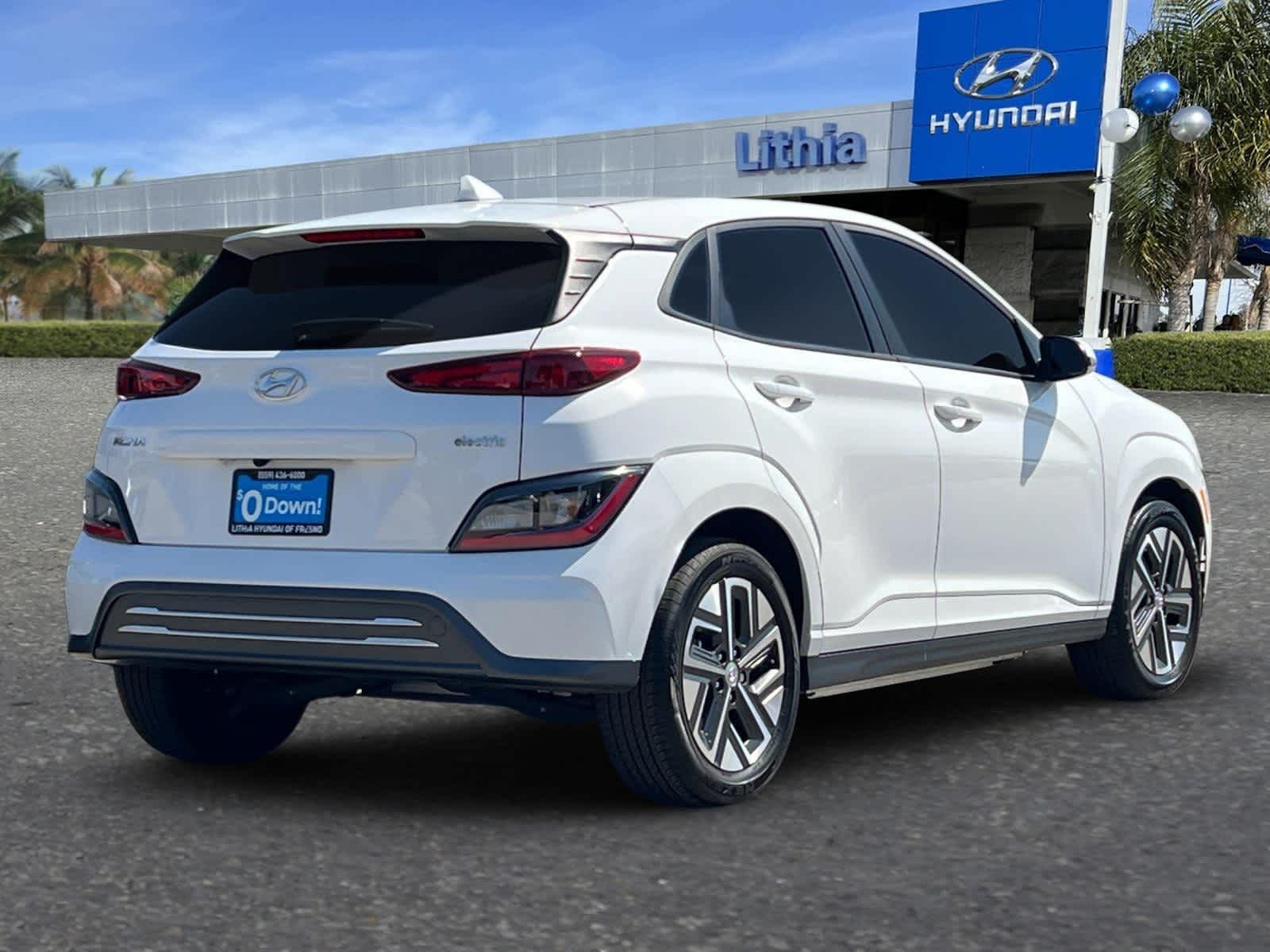 Used 2023 Hyundai Kona EV SEL with VIN KM8K33AG5PU176490 for sale in Fresno, CA