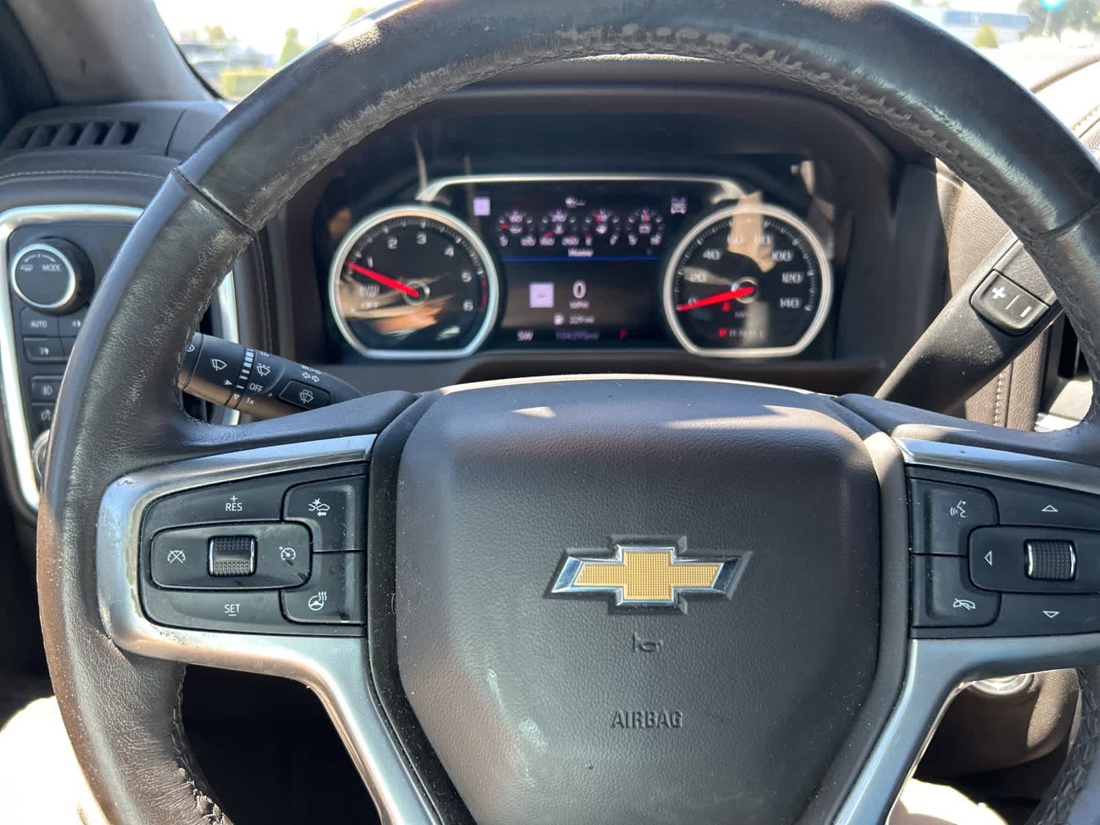 Thumbnail: 2020 Chevrolet Silverado 1500 - 29