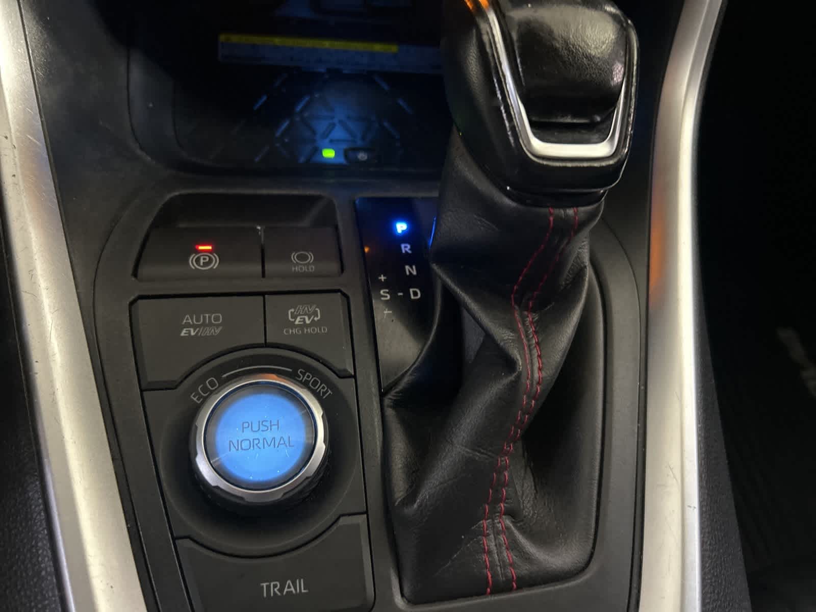 Thumbnail: 2021 Toyota RAV4 - 30