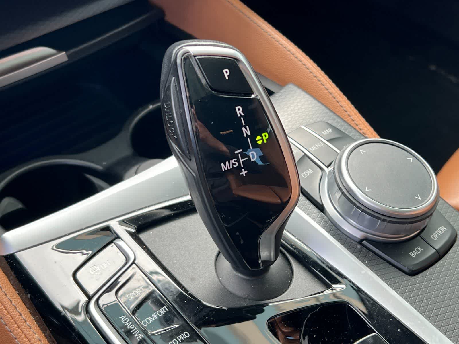 Thumbnail: 2022 BMW 5 Series - 21