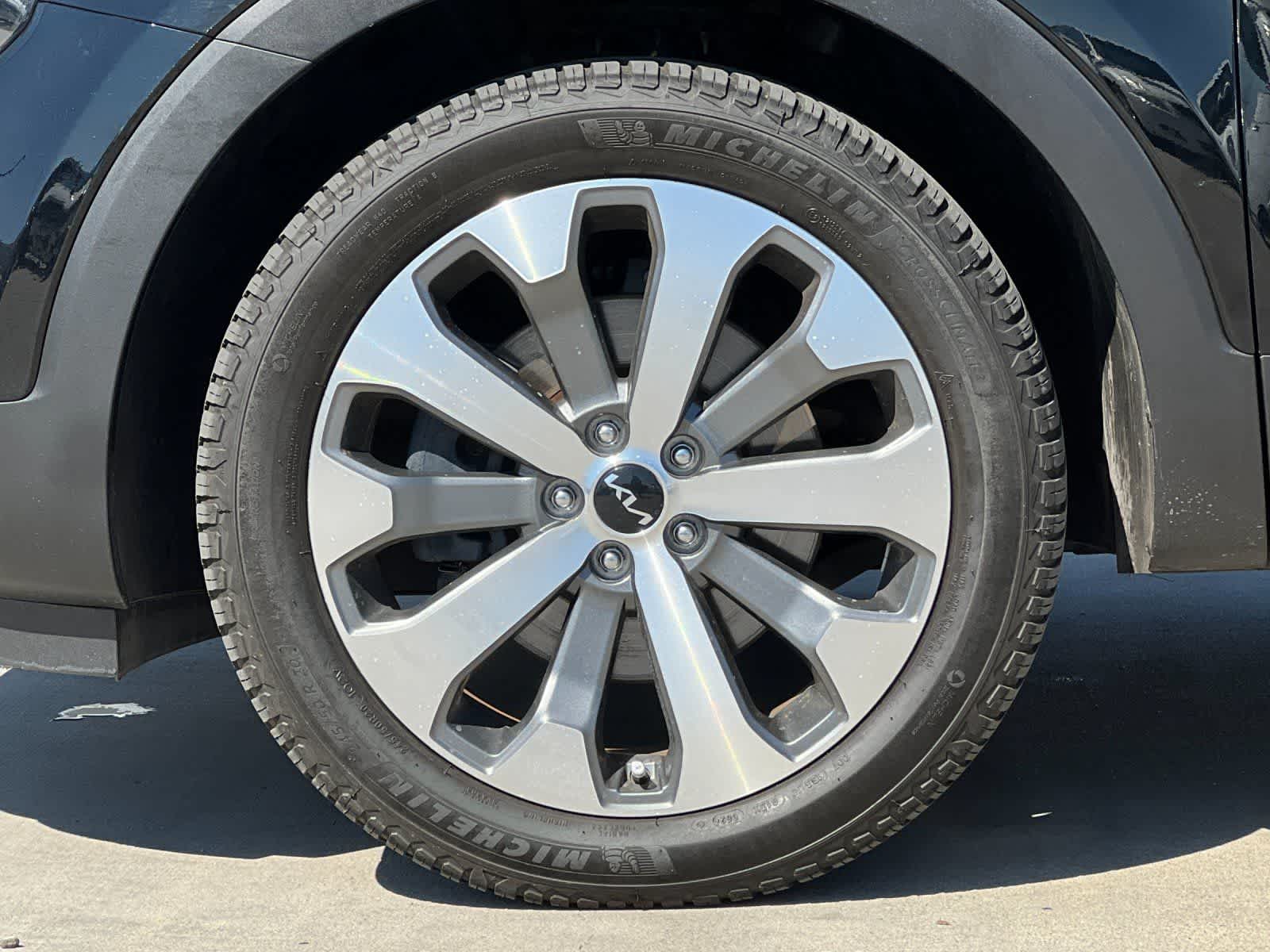 Thumbnail: 2022 Kia Telluride - 28