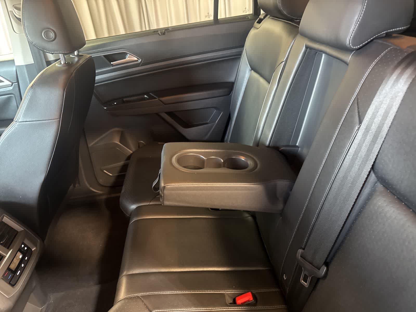 Thumbnail: 2019 Volkswagen Atlas - 14