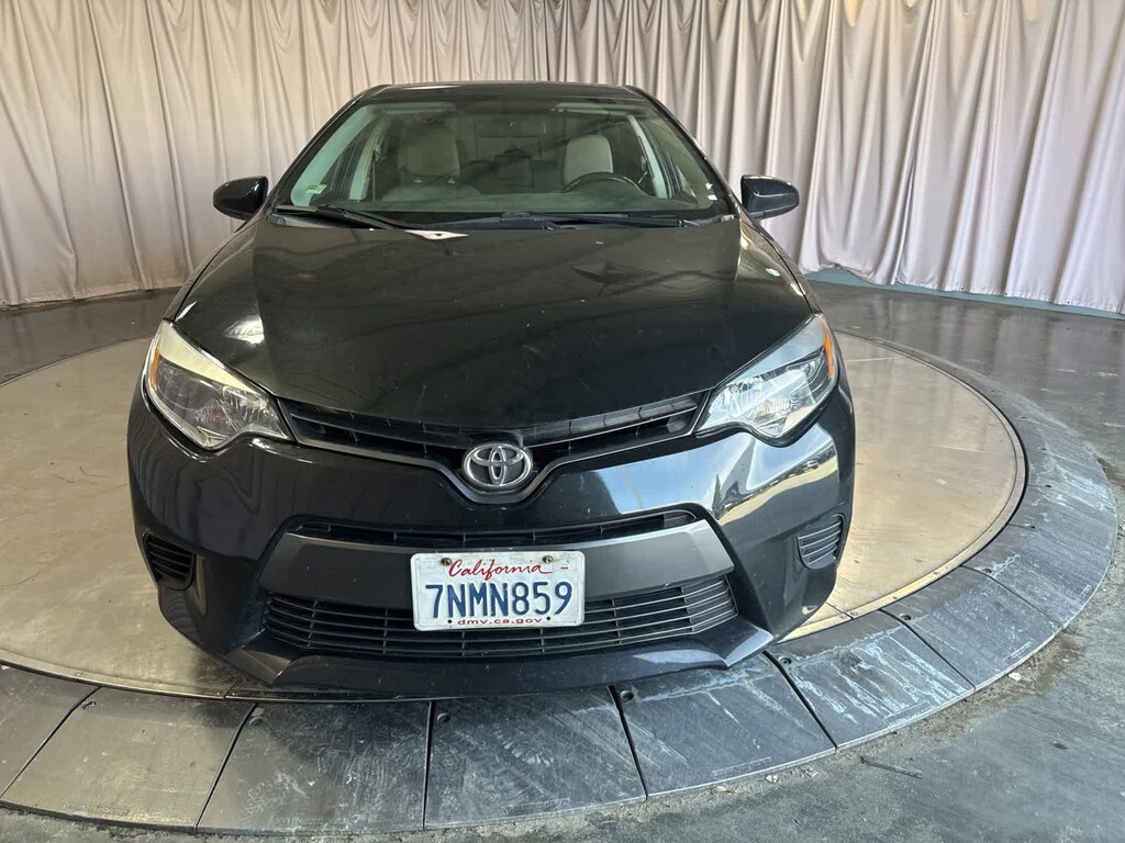 Used 2016 Toyota Corolla LE Sedan