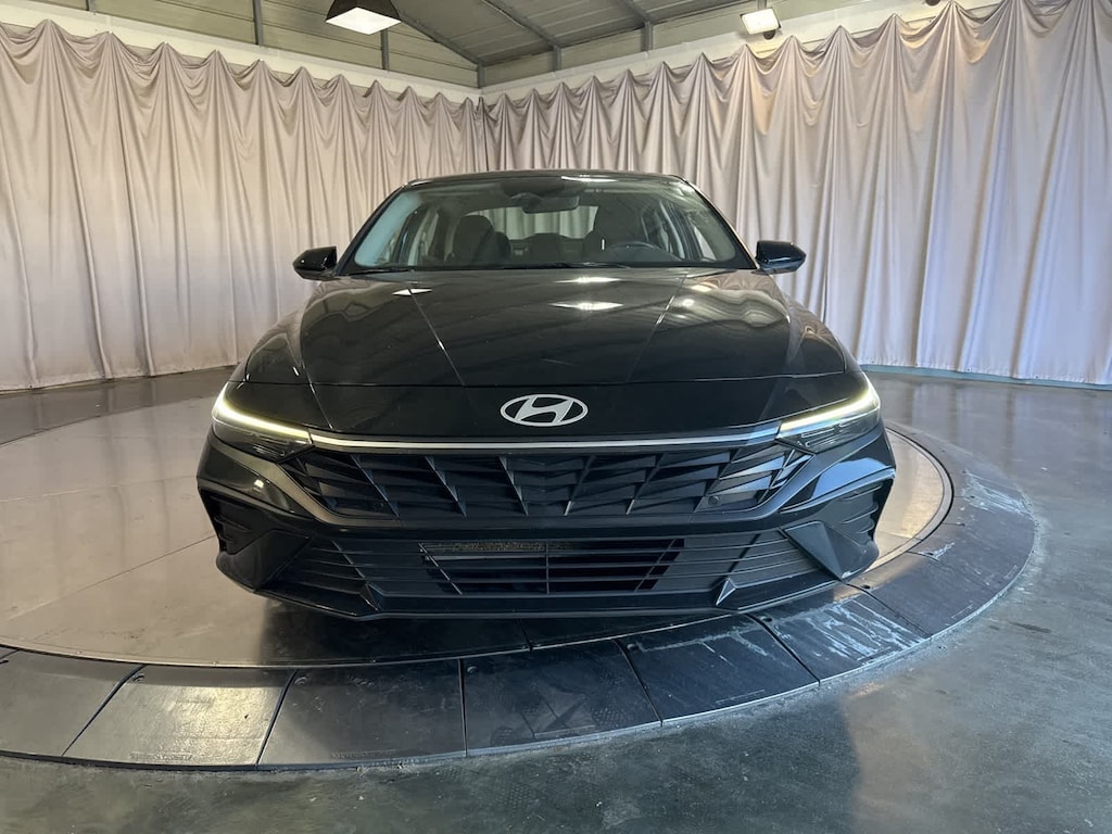 Used 2024 Hyundai Elantra SEL Sedan