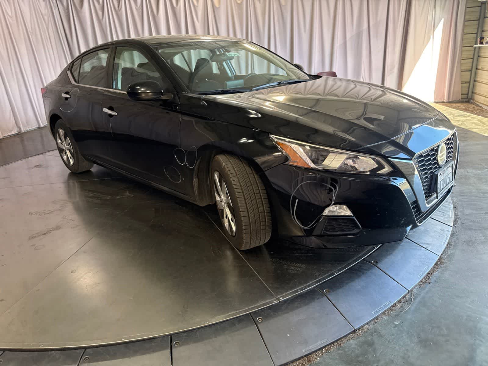 Thumbnail: 2020 Nissan Altima - 2