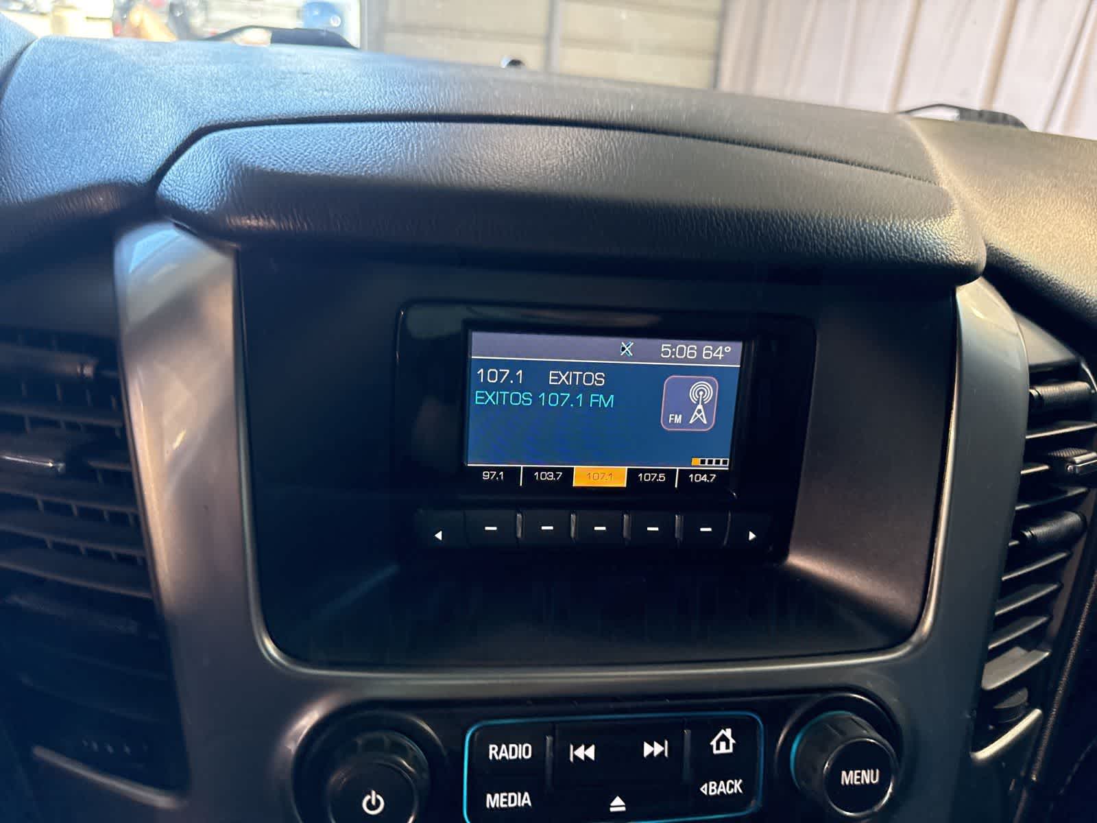 Thumbnail: 2015 Chevrolet Tahoe - 24