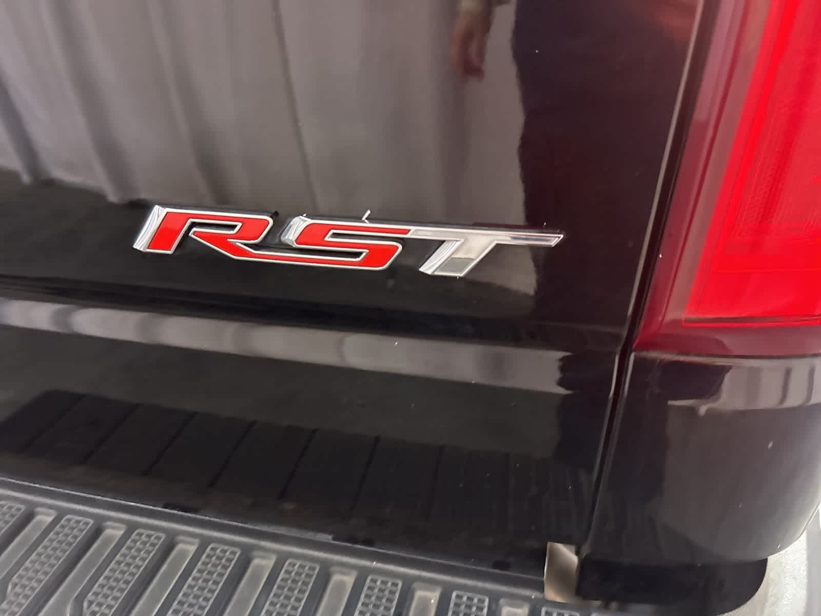 Thumbnail: 2019 Chevrolet Silverado 1500 - 11