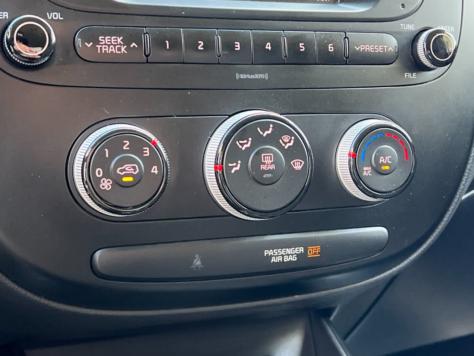 Thumbnail: 2017 Kia Soul - 20