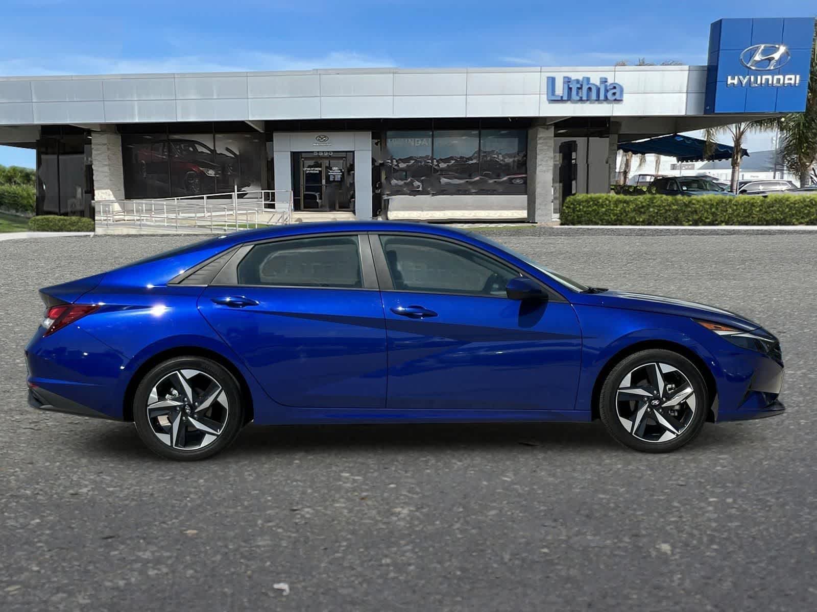 Thumbnail: 2023 Hyundai Elantra - 9