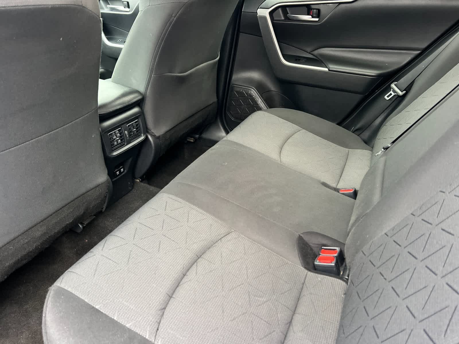 Thumbnail: 2020 Toyota RAV4 - 4