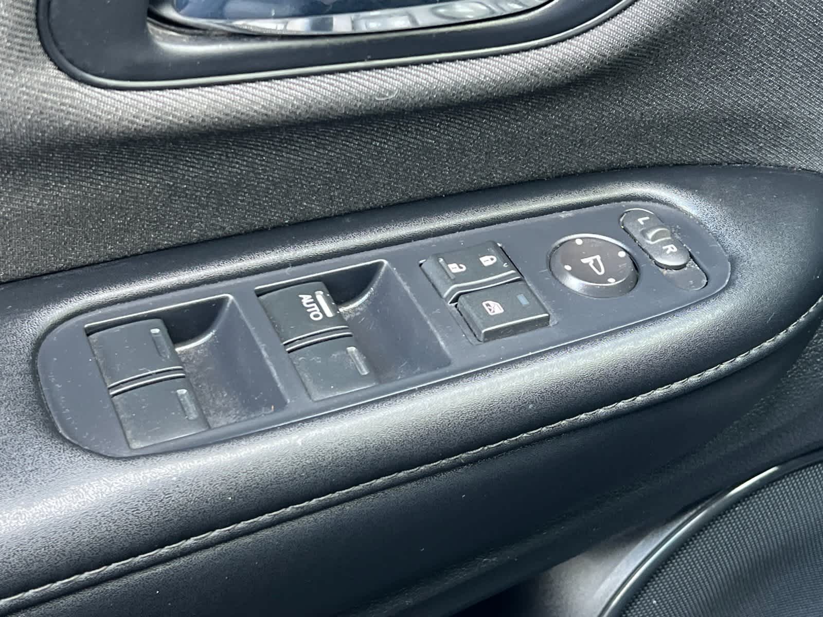 Thumbnail: 2022 Honda HR-V - 13